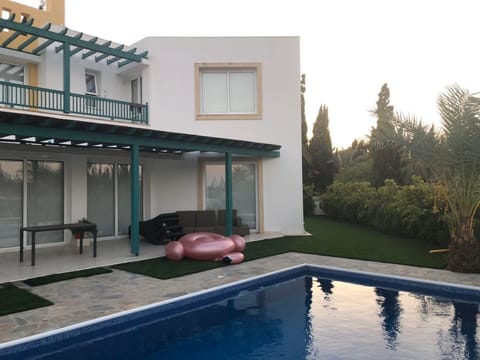 Oasi Rejuve Poseidon Villa in Larnaca District