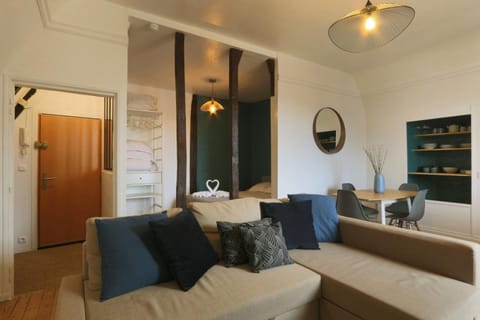 Let's take a walk in the woods Apartment in Tours