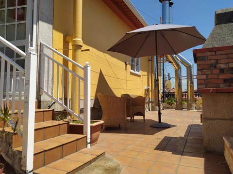 Patio, BBQ facilities, Balcony/Terrace