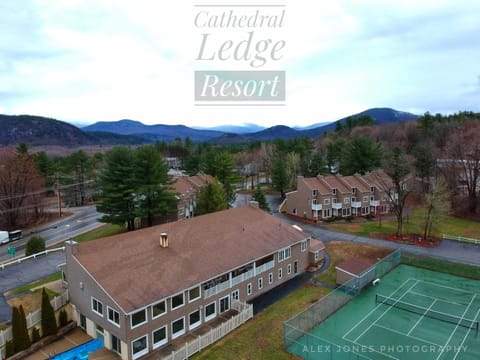 Bird's eye view, Mountain view