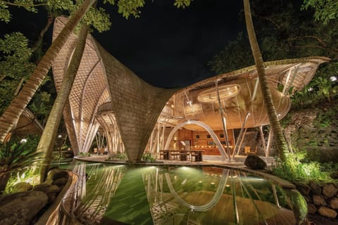 Property building, Swimming pool, Swimming pool