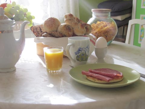 Heimdallhuset Übernachtung mit Frühstück in Skåne County