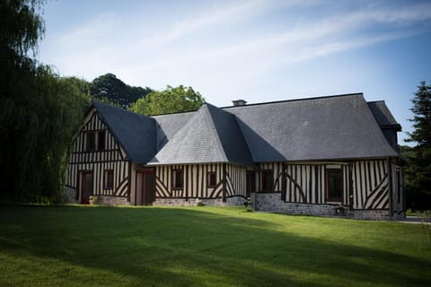 L'Herbe Haute Bed and Breakfast in Honfleur