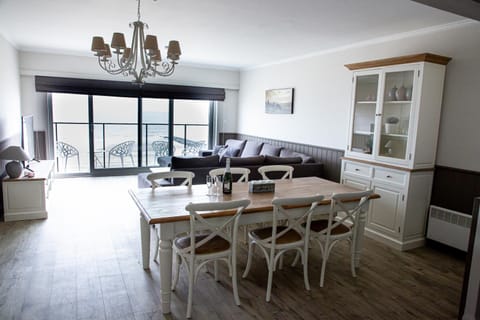 Living room, Seating area, Dining area, Sea view