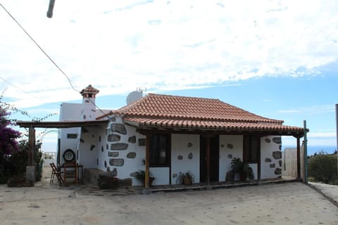 Vivienda Vacacional Capellania con Piscina Tijarafe House in La Palma