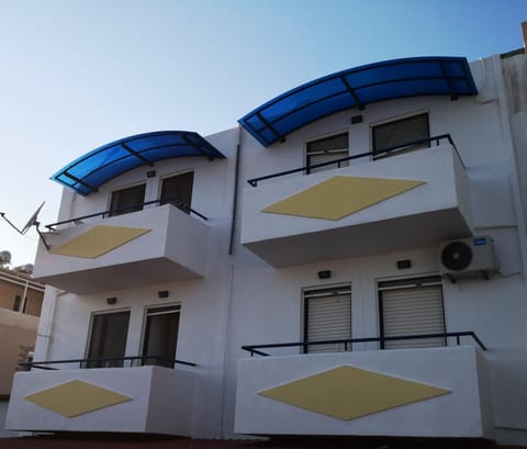 Marika Apartments Condominio in Mastihari
