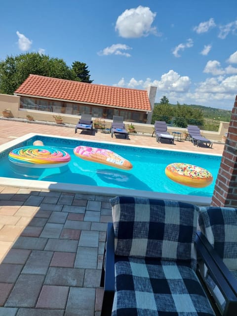 Villa Jurenda Villa in Šibenik-Knin County, Croatia