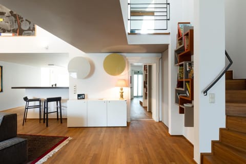 Living room, Lounge or bar