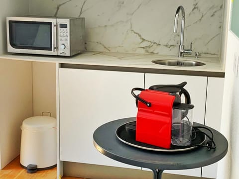 Coffee/tea facilities, Kitchen or kitchenette