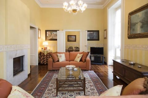 Luxury Villa - Beach & Swimming Pool Villa in Canton of Ticino