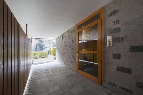 Casa Aceri Rossi Condominio in Chiesa In Valmalenco