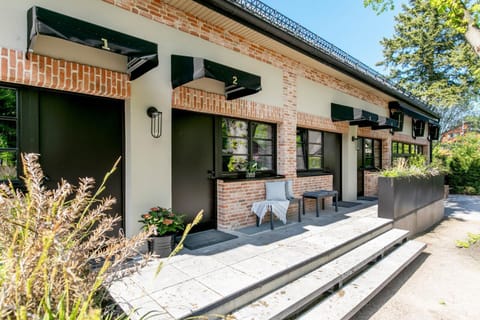 Property building, View (from property/room), Balcony/Terrace