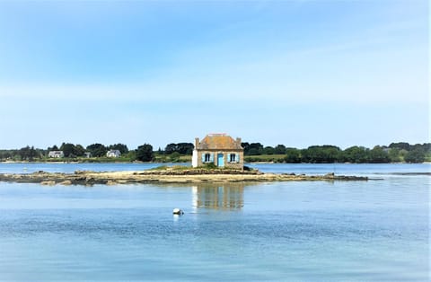 Nearby landmark
