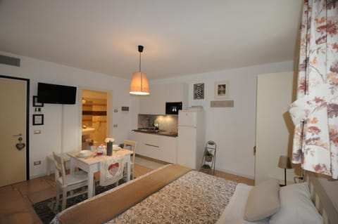 Kitchen or kitchenette, Photo of the whole room