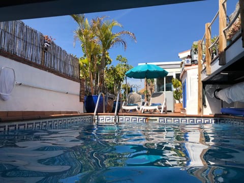 Balcony/Terrace, Swimming pool