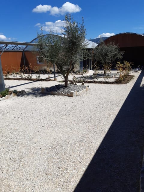 DANSAVAN Chambres d Hôtes Gite House in Provence-Alpes-Côte d'Azur