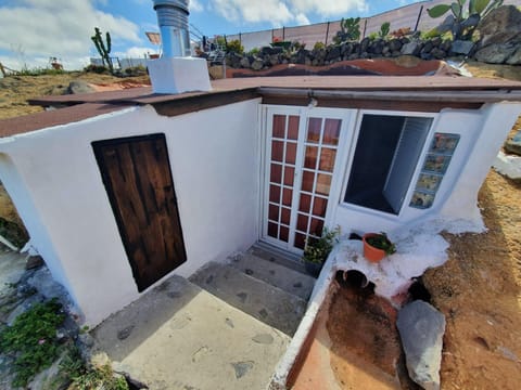 Patio, Facade/entrance, Balcony/Terrace