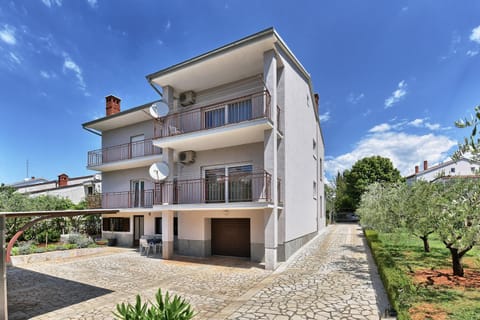 Brezac olive garden apartment Eigentumswohnung in Fažana