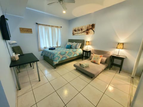 La Casona Azul Bed and Breakfast in Coral Gables