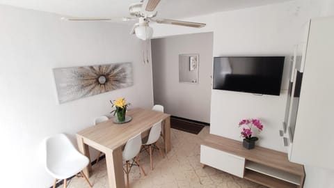 Sunny apartment near the beach Condo in Santa Pola