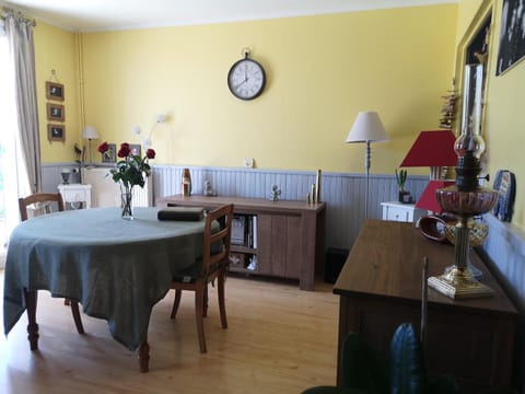 Les Eléphants bleus Bed and Breakfast in Centre-Val de Loire