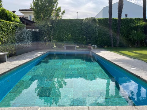 Casa Via Saleggi 10 House in Ascona