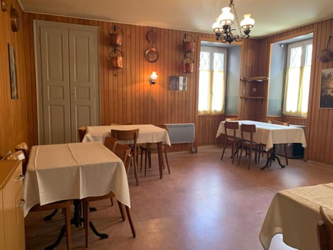 Restaurant/places to eat