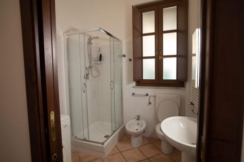 La Locanda del Bistrot dei Vinai Bed and Breakfast in Cuneo