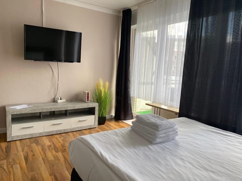 1,5 Z Apartment mit Balkon direkt am Hauptbahnhof Wohnung in Neumünster