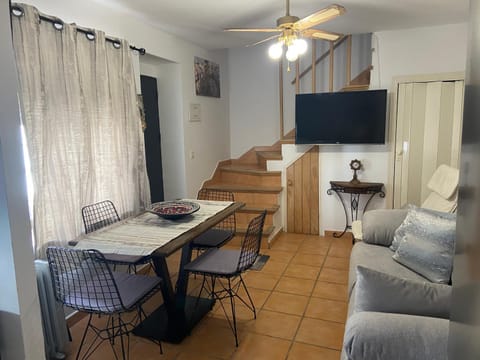 APARTAMENTO RURAL CASA MONTE Appartamento in Cazalla de la Sierra
