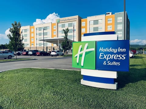Holiday Inn Express & Suites - Moundsville, an IHG Hotel Hotel in Moundsville