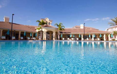 Vista Cay Poolside Charm - Near Theme Parks & OCCC House in Highlands Reserve