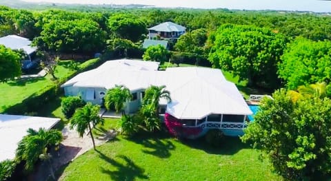 Sea Foam Villa House in Antigua and Barbuda