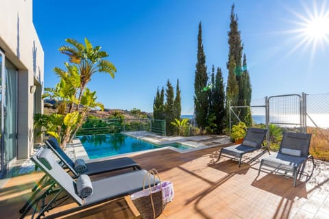 Luxury Villa with swimming pool and amazing views Villa in Malaga
