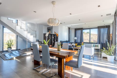 Luxury Villa with swimming pool and amazing views Villa in Malaga