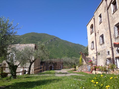 Agriturismo LE CASE ROTTE Farm Stay in Liguria