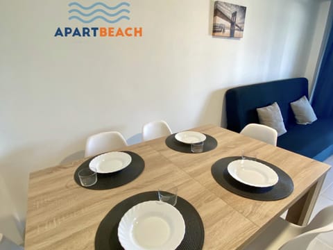 APARTBEACH AGUSTINA ARAGON CLIMATIZADO y VISTAS PLAYA Apartment in Cambrils