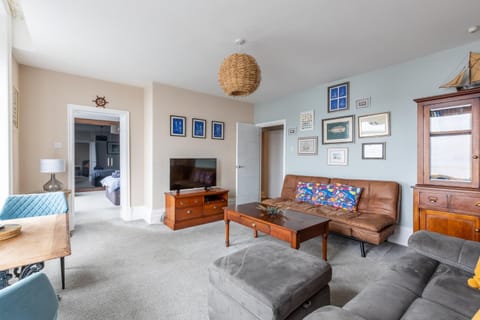 BEACH VIEW - Amazing Sea Views Apartment in Lytham St Annes