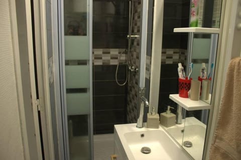 Bel petit appartement Apartment in Wallonia, Belgium