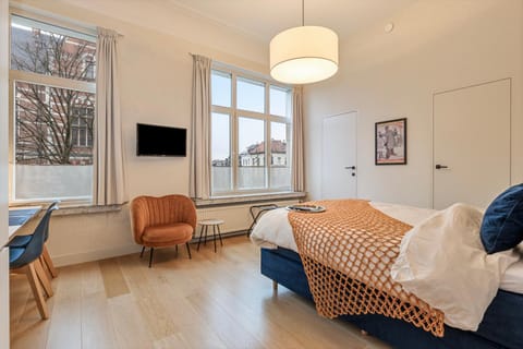 Decorative detail, Seating area, Bedroom, Landmark view