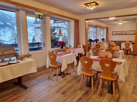 Dining area, Breakfast, Buffet breakfast