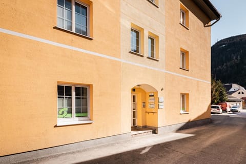 Property building, Facade/entrance