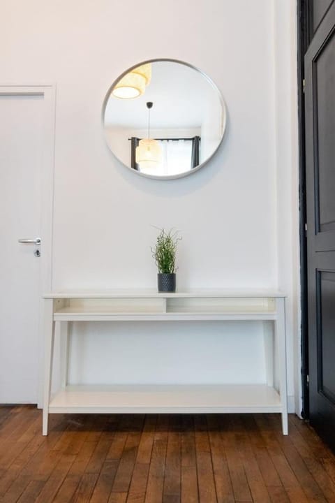 Bright 3-bedroom 2-bathroom flat. Apartment in Lille