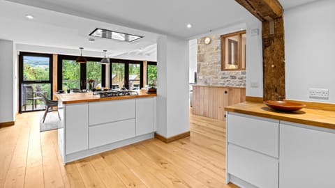 Dining area, stove, kitchen