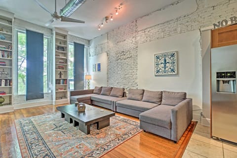 Nulu Art District Loft Walk to Dtwn Distilleries! Apartment in Jefferson County