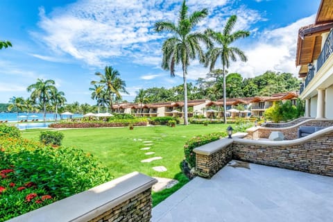 Exquisitely Adorned Luxury Unit Right on Flamingo Beach Sleeps 6 House in Playa Flamingo