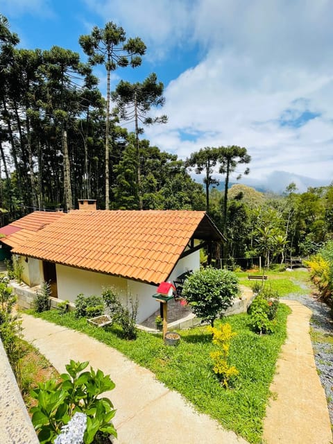 Chalé Recanto dos Pinheiros Nature lodge in Sao Jose dos Campos