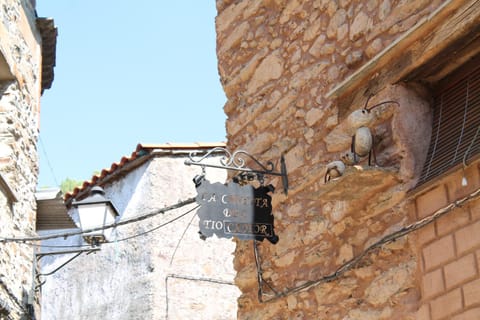 La Chocita de Tio Castor House in Sierra de Gata