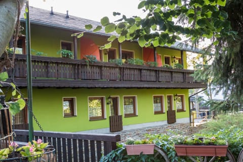 Landgasthof Neitsch Bed and Breakfast in Erzgebirgskreis