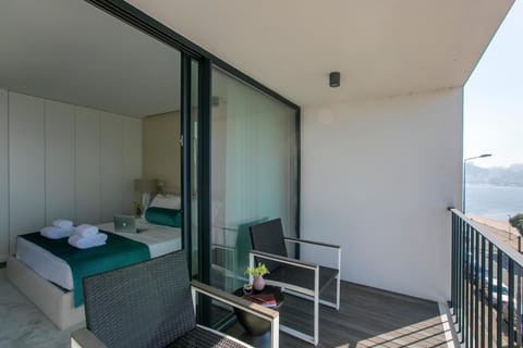 LovelyStay - Luxury 2BR Duplex Apartment in Foz Porto Apartment in Porto